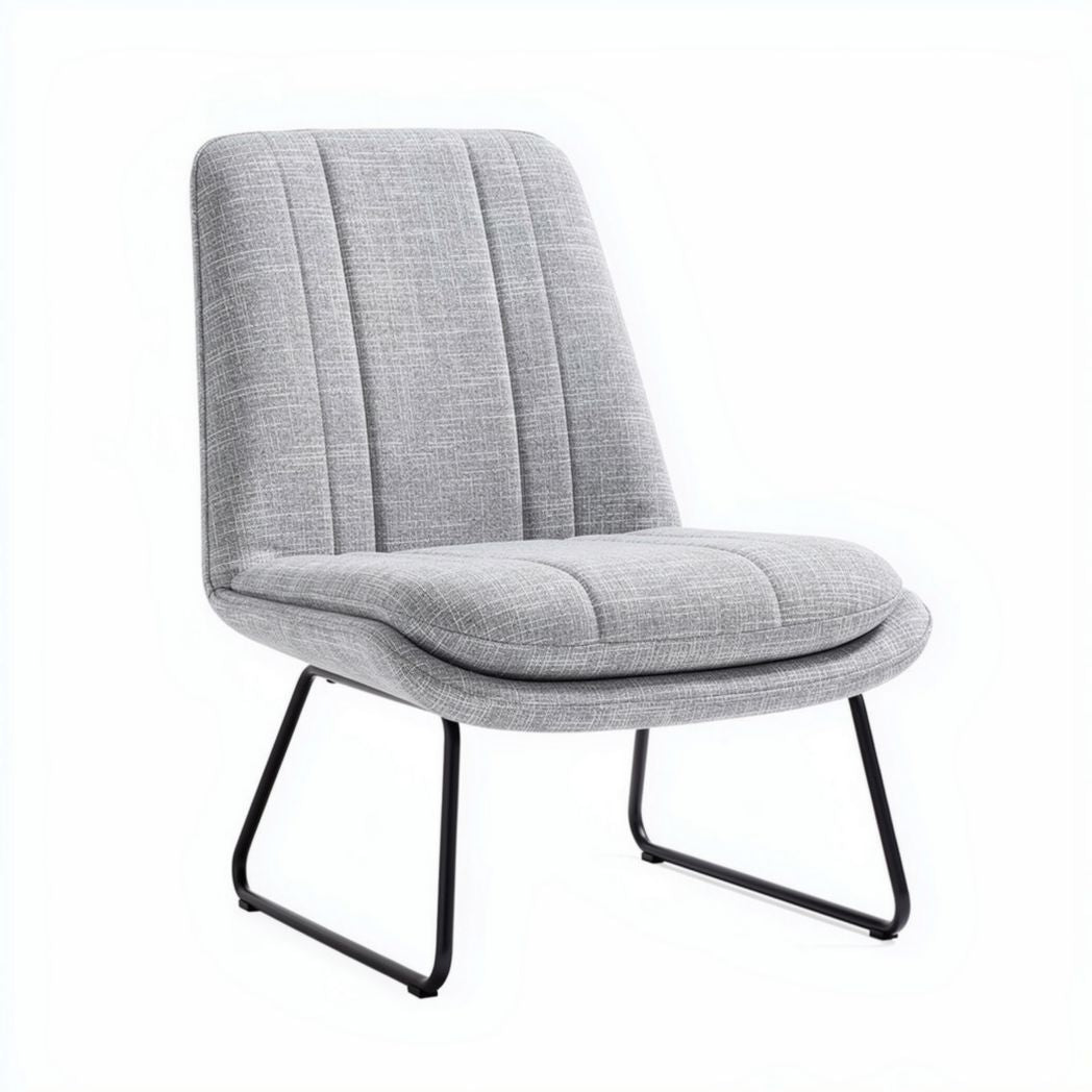 Fauteuil moderne en tissu gris avec base métallique 70 x 60 x 80cm